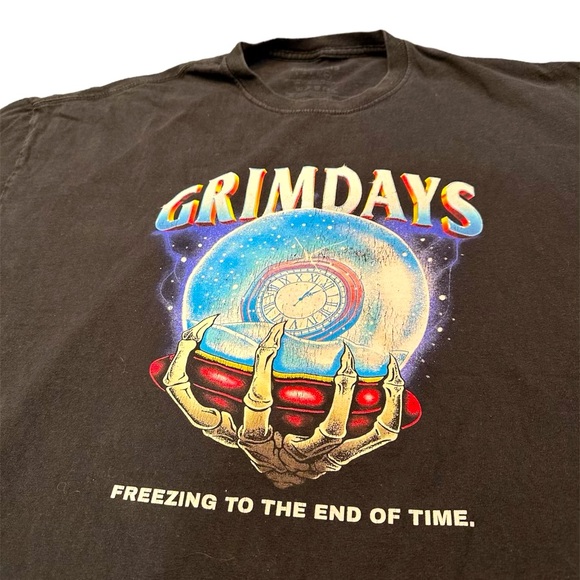 Grim days T-shirt - Picture 2 of 2